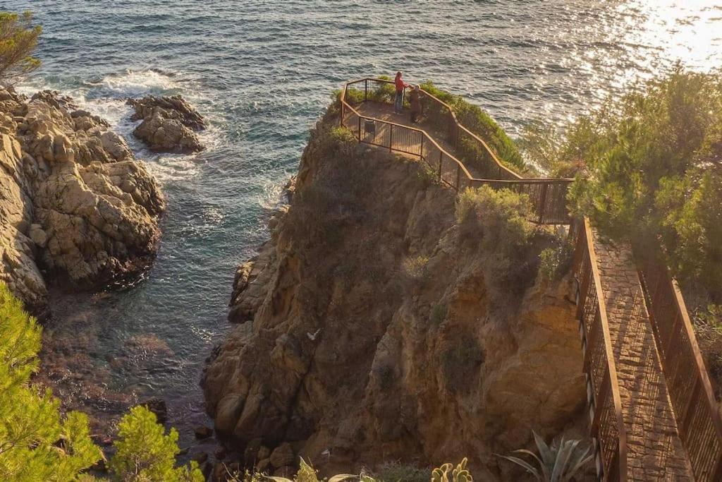 Somriu Apartament Fenals Platja リョレート・デ・マル エクステリア 写真