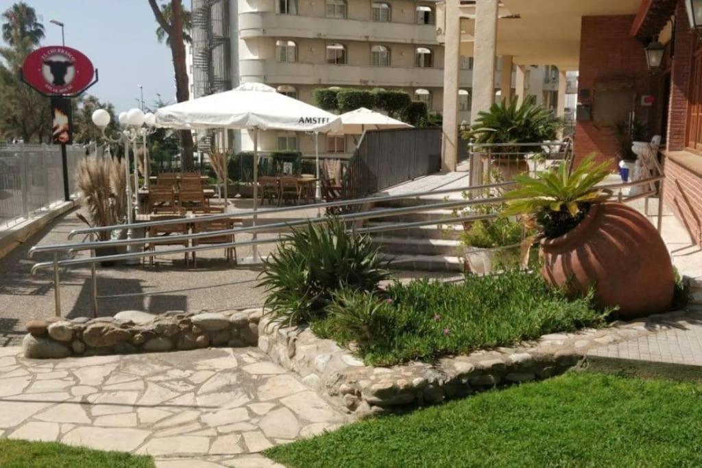 Somriu Apartament Fenals Platja リョレート・デ・マル エクステリア 写真